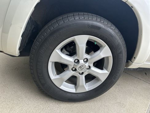 Used 2012 Toyota RAV4 Limited w/ Premium Plus Value Pkg AWD/4WD image 32