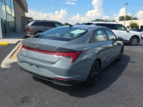 Certified 2023 Hyundai Elantra N Line FWD image 3