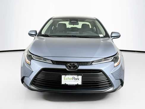 Used 2024 Toyota Corolla LE FWD image 2