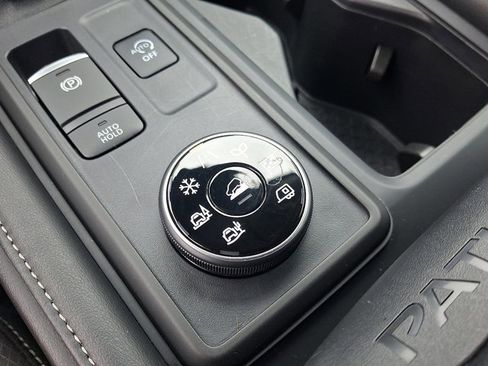 Certified 2025 Nissan Pathfinder S w/ Cargo Package image 22