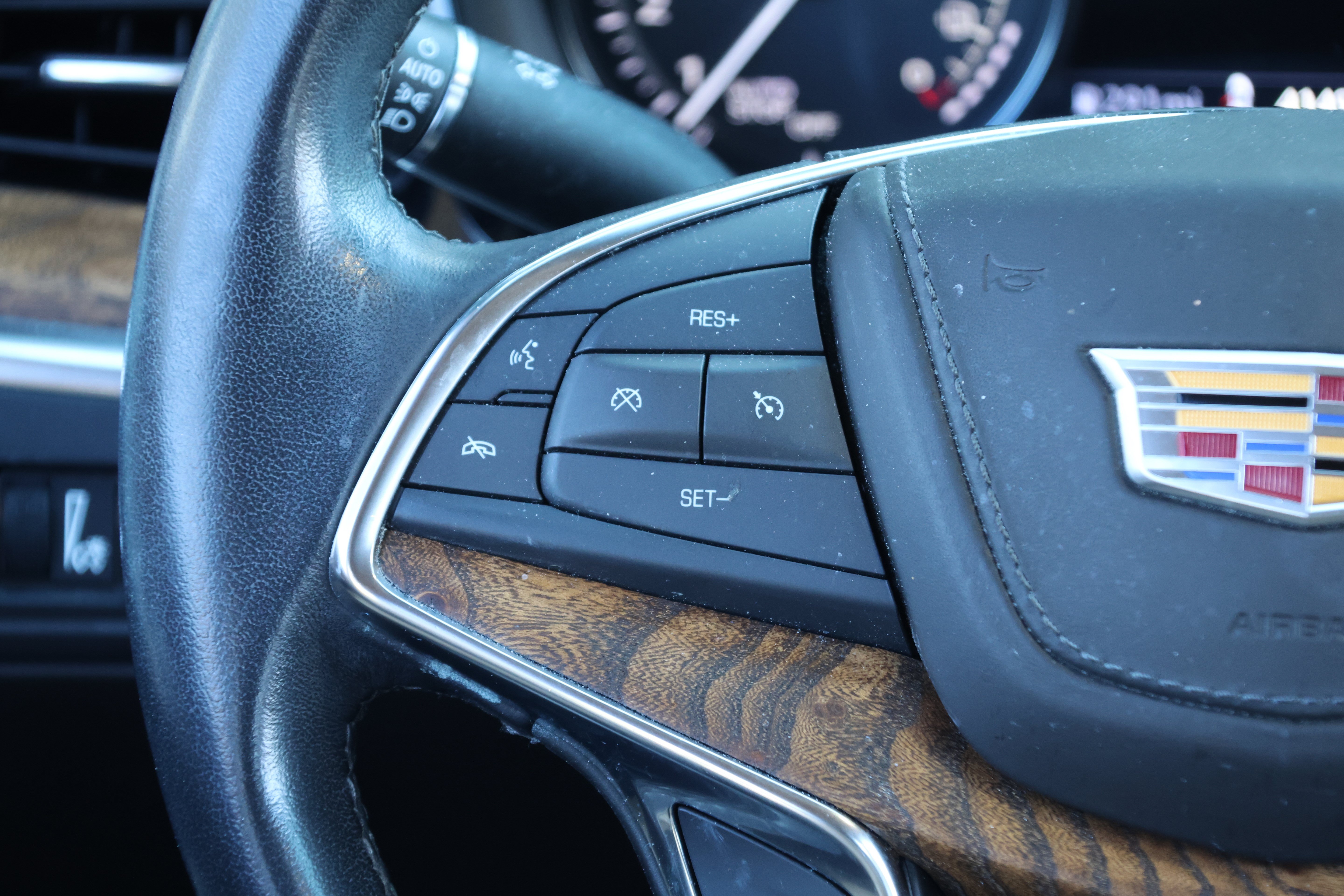 Used 2021 Cadillac XT5 Premium Luxury w/ Platinum Package FWD image 29