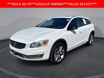 Used 2017 Volvo V60 T5 Cross Country w/ Convenience Package