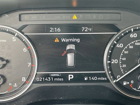 Used 2023 Mitsubishi Outlander SE Black Edition image 31