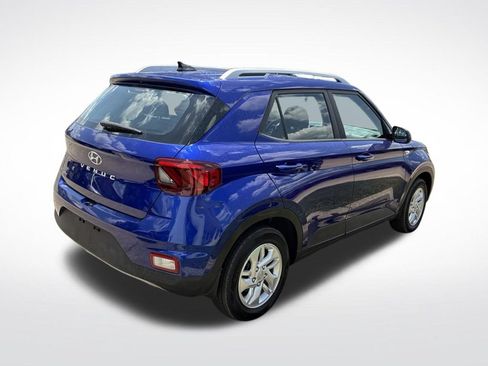 Used 2020 Hyundai Venue SEL w/ Convenience Package FWD image 6