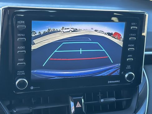 Used 2021 Toyota Corolla LE image 17