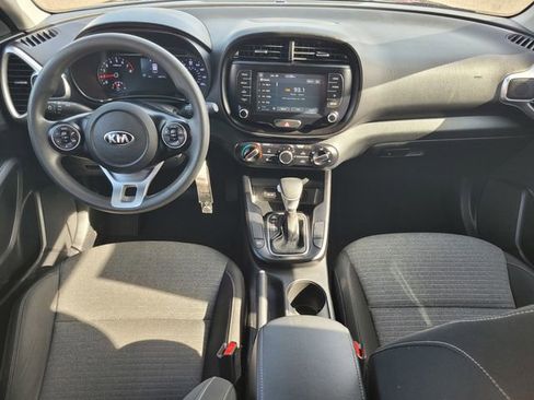 Used 2021 Kia Soul S image 14
