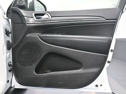 Used 2018 Jeep Grand Cherokee Limited w/ Trailer Tow Group IV image 42