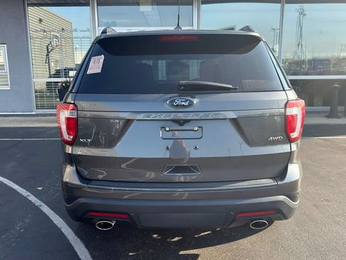 Used 2019 Ford Explorer XLT w/ Equipment Group 202A AWD/4WD image 6