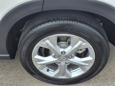 Used 2025 Honda HR-V LX image 10