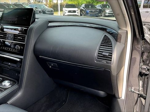 Certified 2024 INFINITI QX80 Luxe AWD/4WD image 21