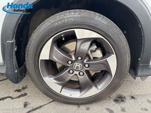 Used 2018 Honda HR-V EX image 11