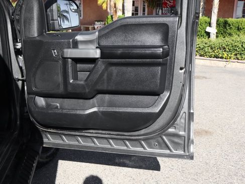 Used 2015 Ford F150 XLT w/ Equipment Group 302A Luxury image 42