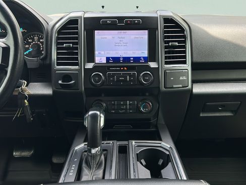 Used 2020 Ford F150 XLT w/ Equipment Group 302A Luxury RWD image 25