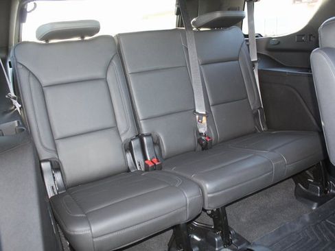 Used 2021 Chevrolet Tahoe Z71 image 18