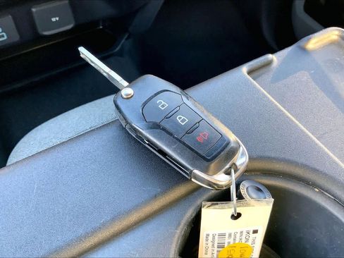 Used 2024 Ford F250 XLT w/ FX4 Off-Road Package image 28