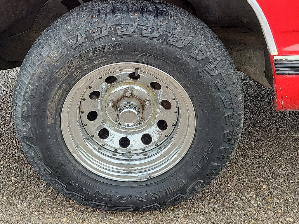 Used 1998 Chevrolet Silverado 1500 2WD Extended Cab w/ Preferred Equipment Group 2 image 17