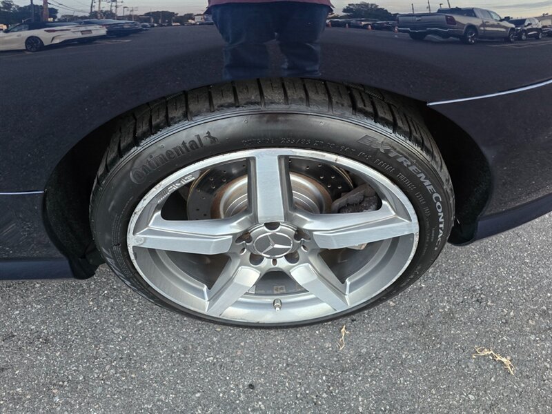 Used 2014 Mercedes-Benz SLK 55 AMG image 27