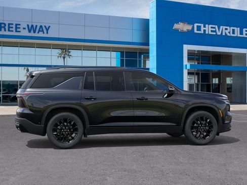 New 2026 Chevrolet Traverse LT FWD image 5