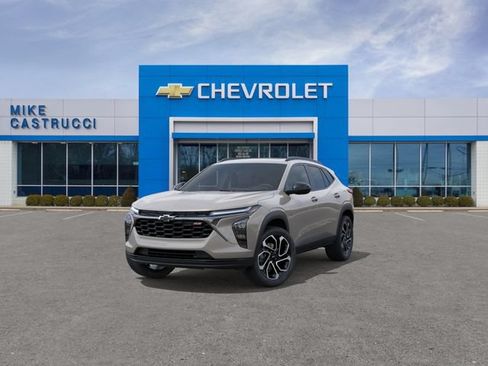 New 2026 Chevrolet Trax RS w/ Sunroof Package FWD image 8