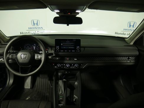 Used 2024 Honda Accord EX image 11