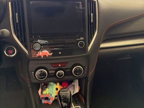 Used 2021 Subaru Crosstrek 2.5i Limited w/ Moonroof Package 2 image 5