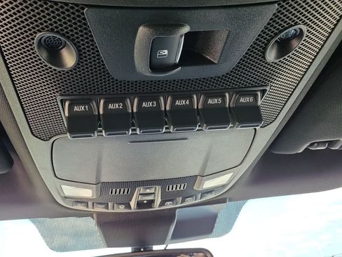 Certified 2019 Ford F150 Raptor w/ Equipment Group 802A Luxury AWD/4WD image 33