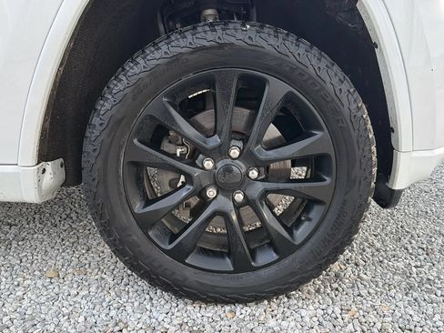 Used 2021 Jeep Grand Cherokee Laredo X AWD/4WD image 10