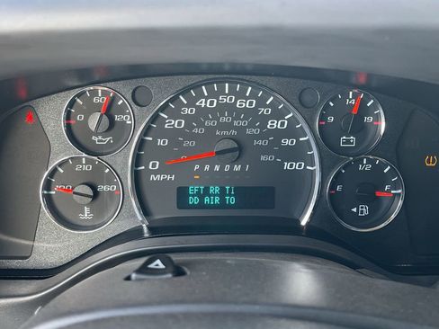 New 2025 GMC Savana 2500 Extended w/ Driver Convenience Package RWD image 12