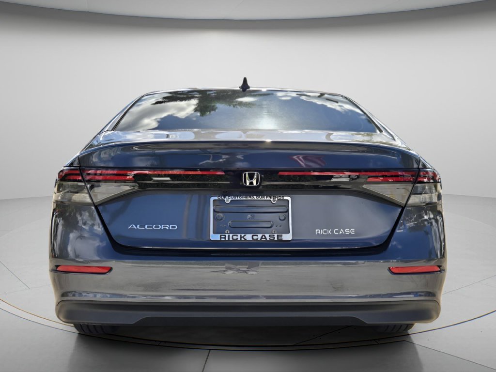 Certified 2024 Honda Accord EX image 5