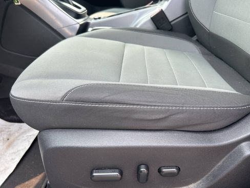 Used 2016 Ford Escape SE w/ Equipment Group 201A AWD/4WD image 8