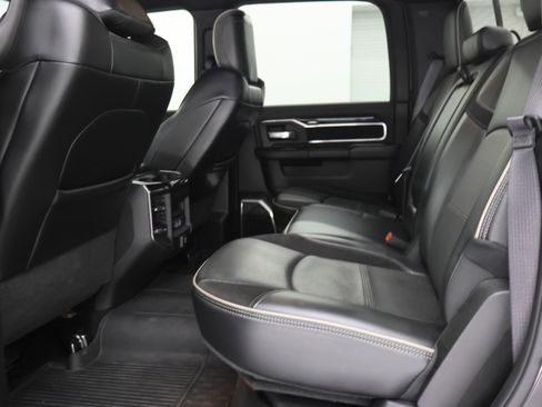 Used 2021 RAM 3500 Laramie w/ Night Edition AWD/4WD image 9