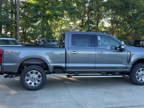 New 2026 Ford F250 Lariat w/ Lariat Premium Package image 7