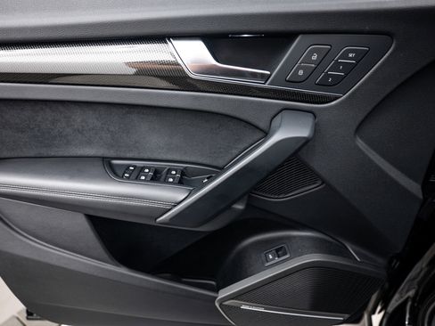 Used 2023 Audi SQ5 Premium Plus w/ Premium Plus Package image 14