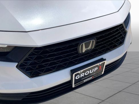 Used 2024 Honda Accord EX image 30