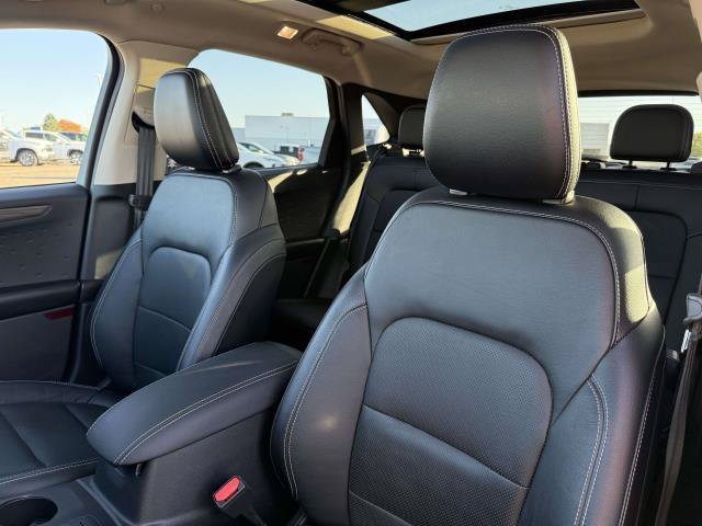 Used 2020 Ford Escape Titanium AWD/4WD image 15