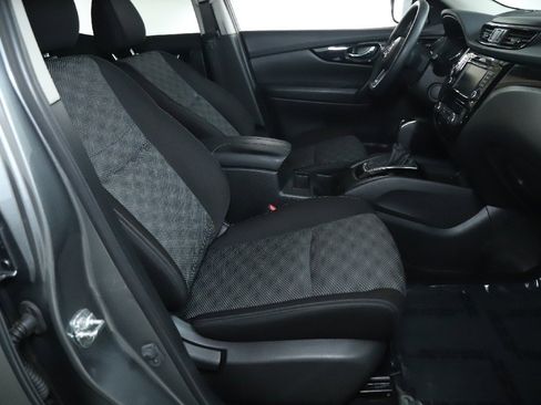 Used 2019 Nissan Rogue Sport SV image 33