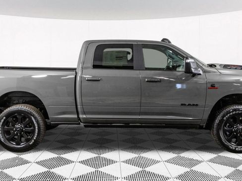 New 2026 RAM 3500 Laramie AWD/4WD image 9