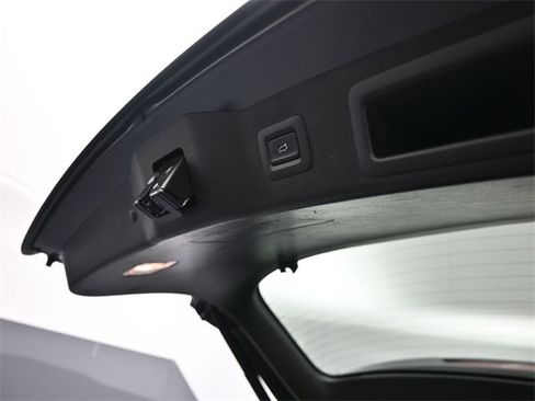 Certified 2023 MAZDA CX-5 AWD 2.5 S w/ Preferred Package image 17