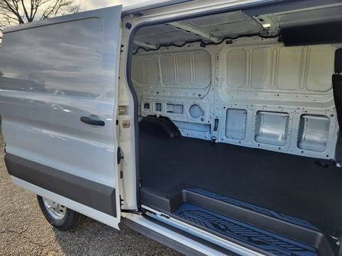 Used 2024 Ford Transit 150 Base image 20
