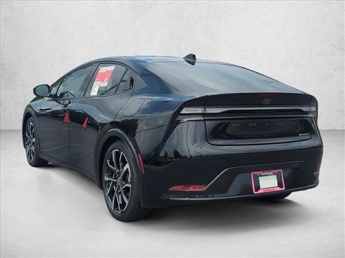 New 2026 Toyota Prius Plug-In Hybrid FWD image 8