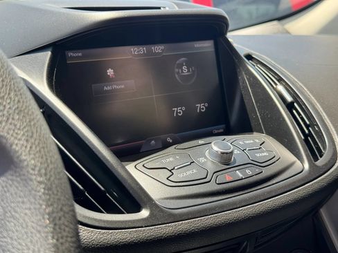 Used 2013 Ford Escape SE FWD image 19