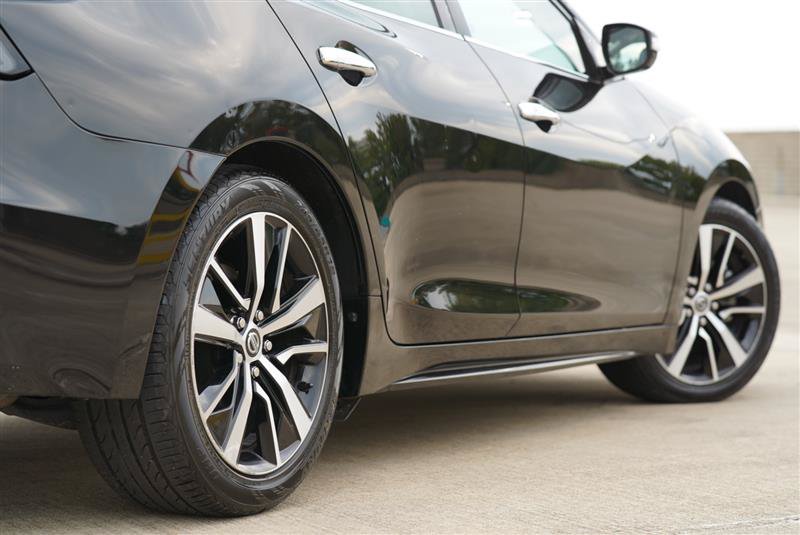 Used 2021 Nissan Maxima 3.5 SV w/ Floor Mat Group FWD image 21