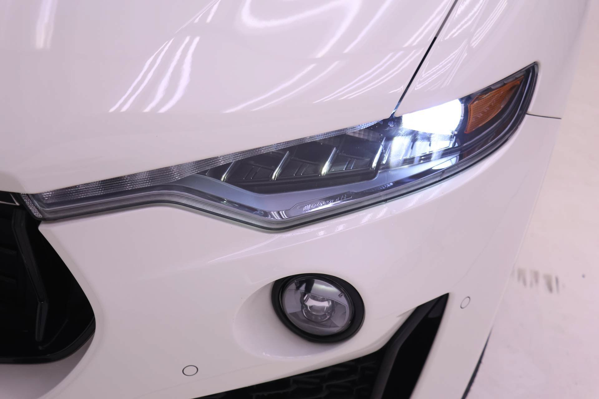 Used 2022 Maserati Levante Modena AWD/4WD image 25