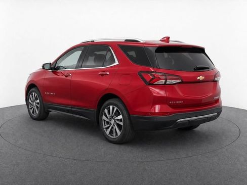 Used 2024 Chevrolet Equinox Premier FWD image 5