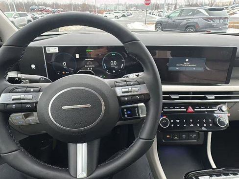 New 2026 Hyundai Tucson Limited image 7