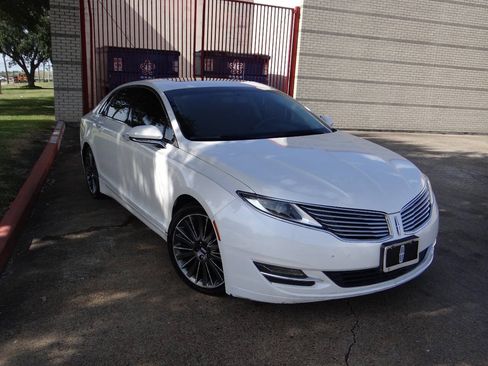 Used 2015 Lincoln MKZ AWD w/ Equipment Group 102A Reserve image 30