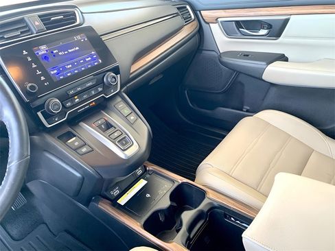 Used 2022 Honda CR-V Touring image 38