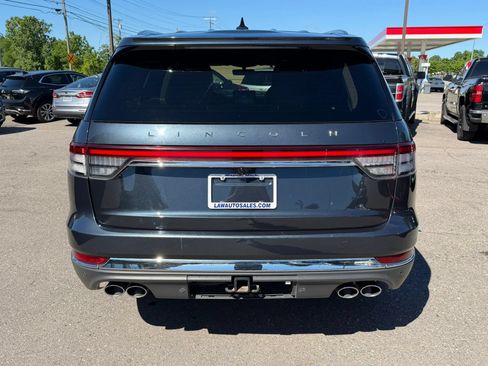 Used 2022 Lincoln Aviator Reserve w/ Equipment Group 201A AWD/4WD image 4