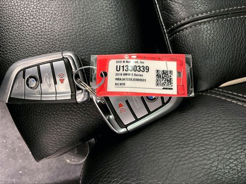 Used 2018 BMW 530i xDrive w/ Premium Package image 31