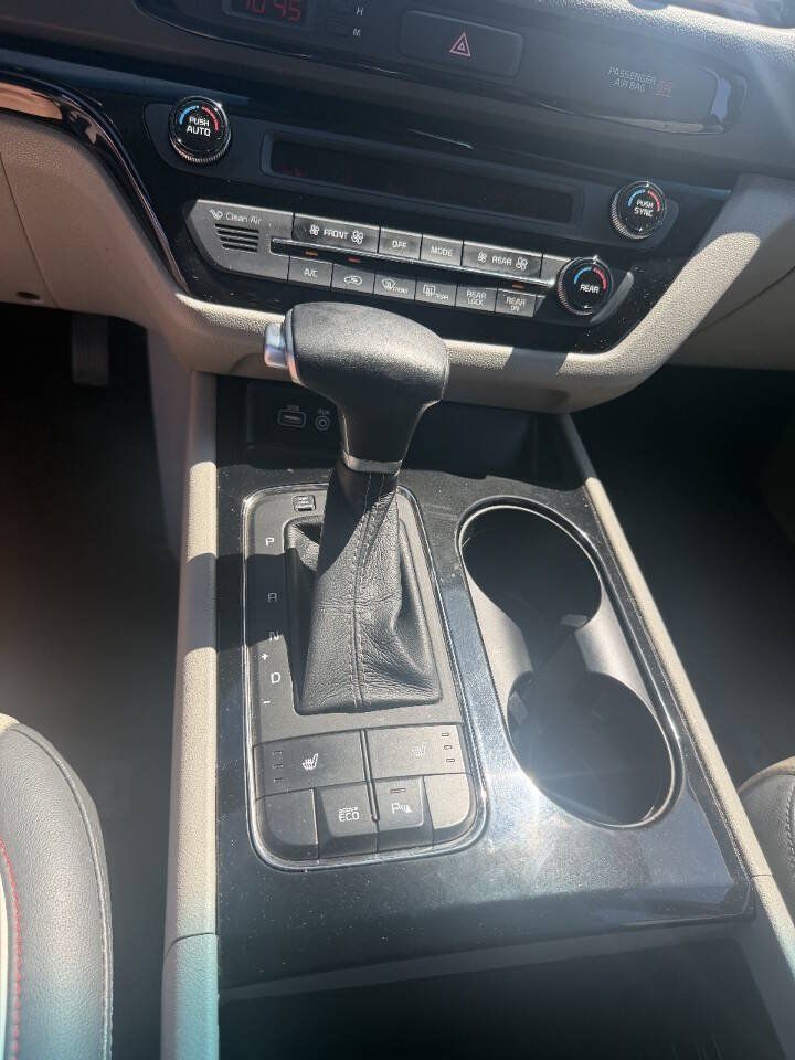 Used 2017 Kia Sedona EX FWD image 11
